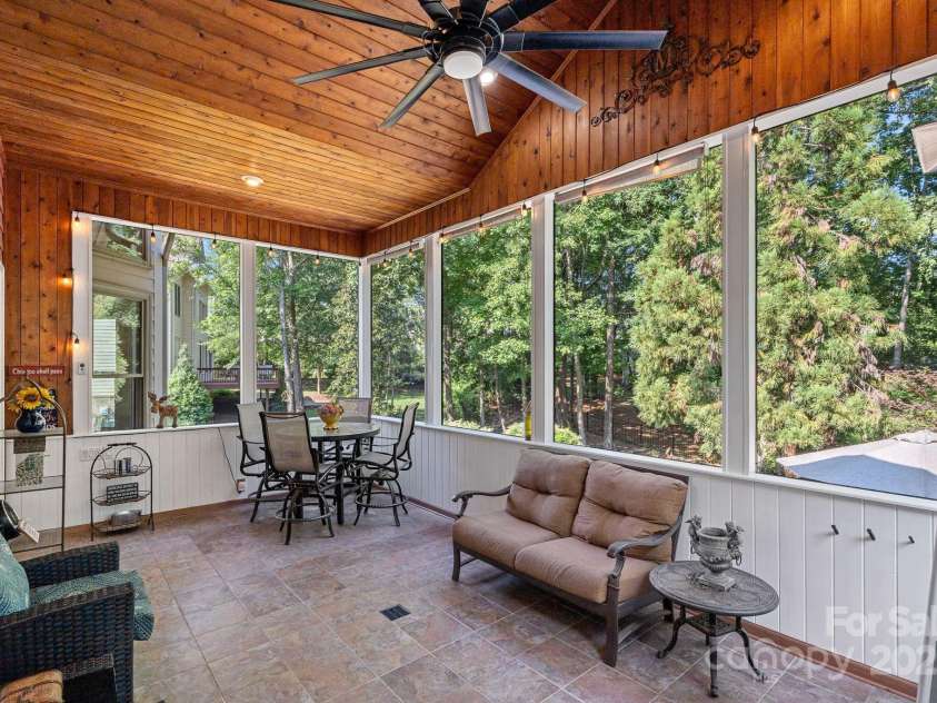 17018 Laurelmont Court, Fort Mill, SC 29707.  MLS# CAR4278414, YatesRealty ID 33822. 