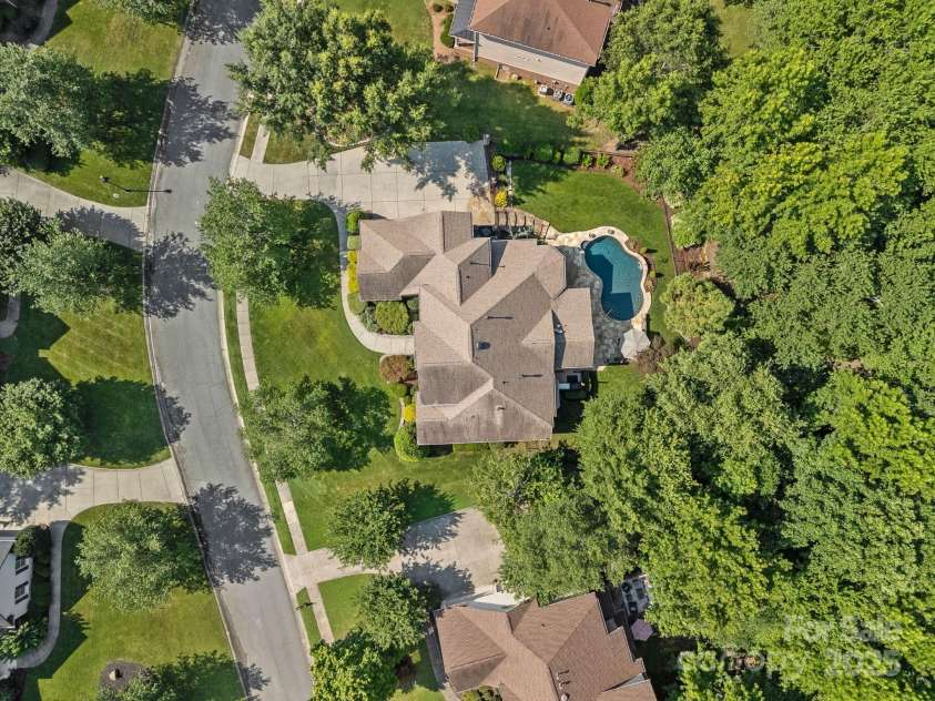 17018 Laurelmont Court, Fort Mill, SC 29707.  MLS# CAR4278414, YatesRealty ID 33822. Aerial view of lot