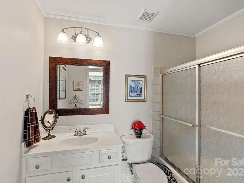 17018 Laurelmont Court, Fort Mill, SC 29707.  MLS# CAR4278414, YatesRealty ID 33822. Bedroom #4 private full bath