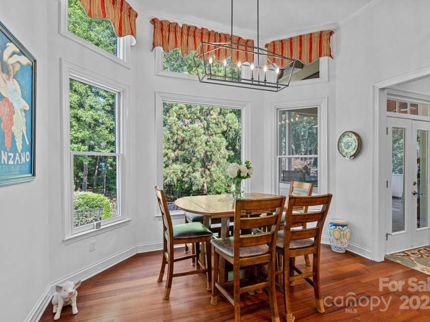 17018 Laurelmont Court, Fort Mill, SC 29707.  MLS# CAR4278414, YatesRealty ID 33822. Breakfast room
