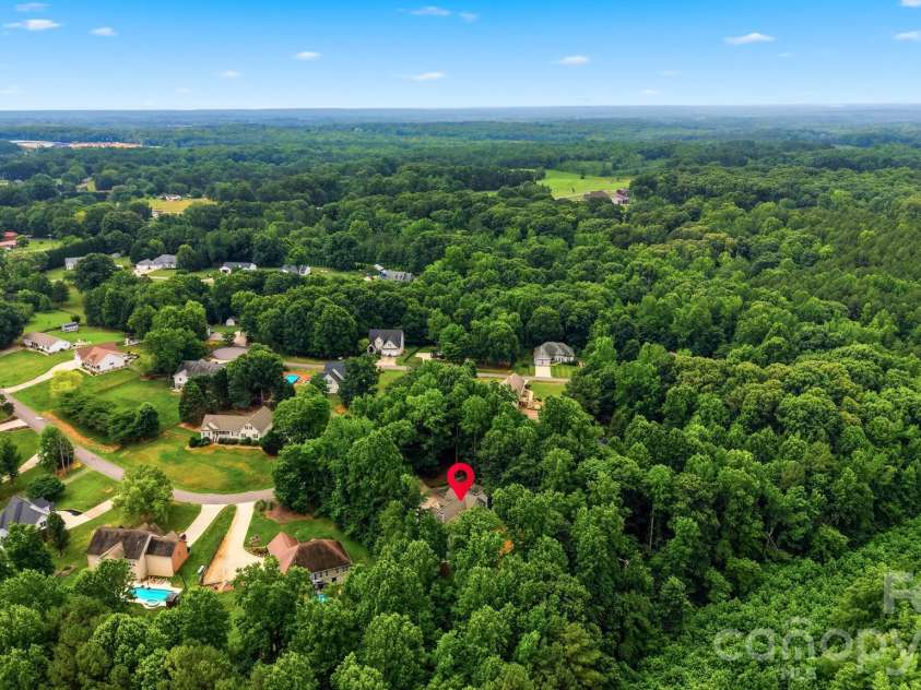 176 Charis Lane, Statesville, NC 28677.  MLS# CAR4391534, YatesRealty ID 33822. 