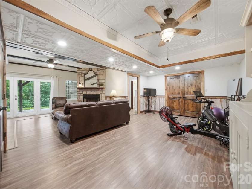 176 Charis Lane, Statesville, NC 28677.  MLS# CAR4391534, YatesRealty ID 33822. 