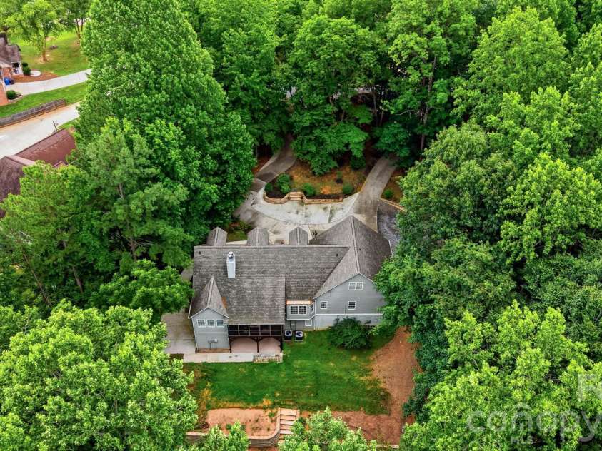 176 Charis Lane, Statesville, NC 28677.  MLS# CAR4391534, YatesRealty ID 33822. 