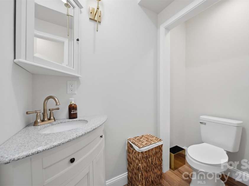 176 Charis Lane, Statesville, NC 28677.  MLS# CAR4391534, YatesRealty ID 33822. 