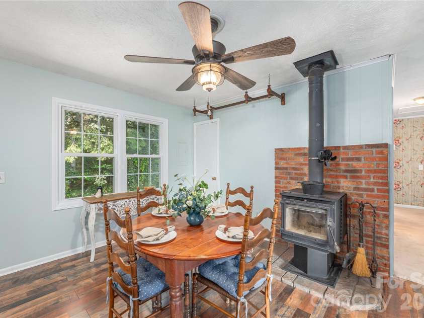 31 Granite Lane, Waynesville, NC 28786.  MLS# CAR4388905, YatesRealty ID 33823. 