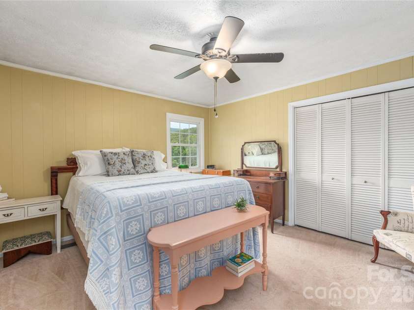 31 Granite Lane, Waynesville, NC 28786.  MLS# CAR4388905, YatesRealty ID 33823. 