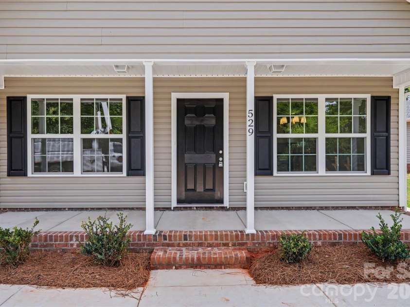 529 Crosby Street, Rock Hill, SC 29732.  MLS# CAR4381390, YatesRealty ID 33824. 