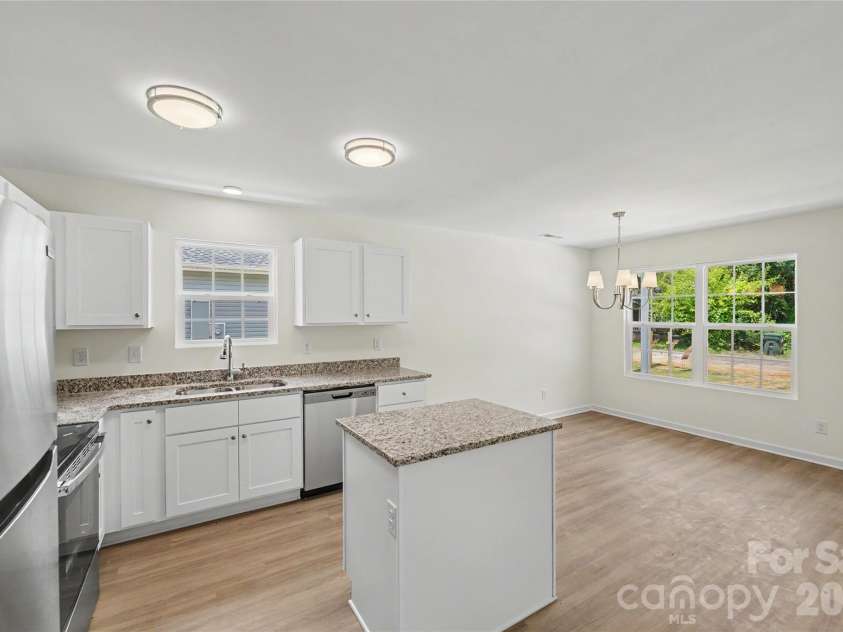 529 Crosby Street, Rock Hill, SC 29732.  MLS# CAR4381390, YatesRealty ID 33824. 
