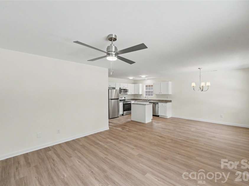 529 Crosby Street, Rock Hill, SC 29732.  MLS# CAR4381390, YatesRealty ID 33824. 