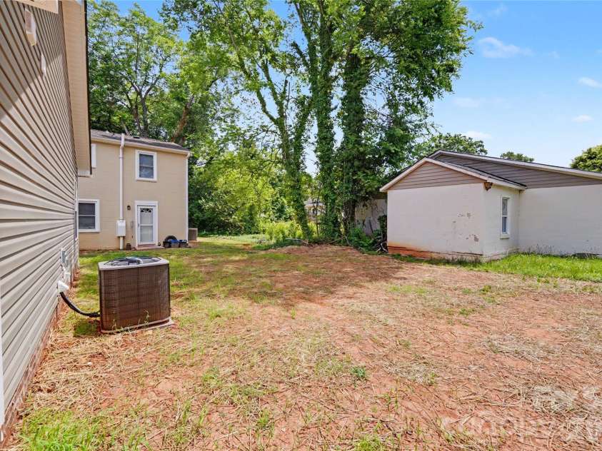 529 Crosby Street, Rock Hill, SC 29732.  MLS# CAR4381390, YatesRealty ID 33824. 