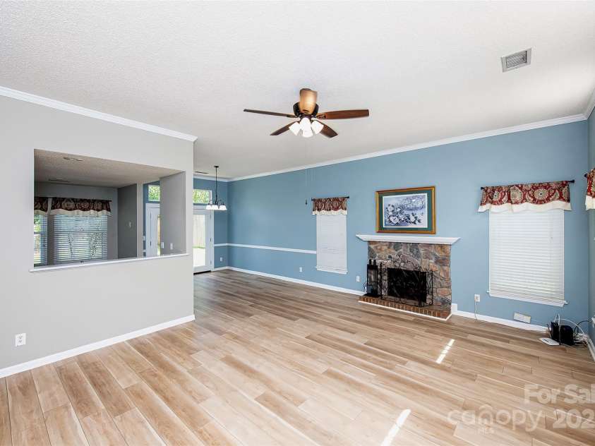 14237 Quartz Lane, Pineville, NC 28134.  MLS# CAR4291875, YatesRealty ID 33826. 