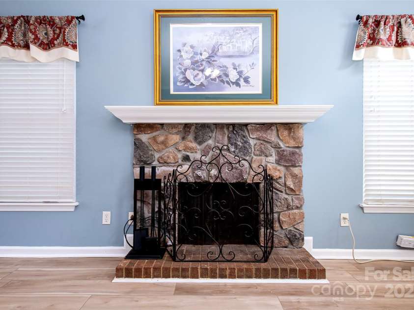 14237 Quartz Lane, Pineville, NC 28134.  MLS# CAR4291875, YatesRealty ID 33826. 