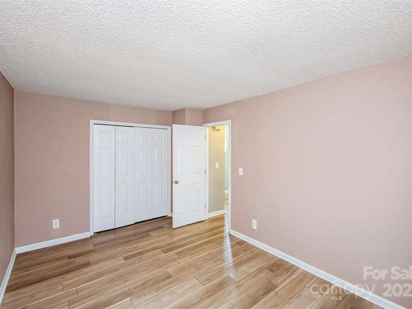 14237 Quartz Lane, Pineville, NC 28134.  MLS# CAR4291875, YatesRealty ID 33826. 