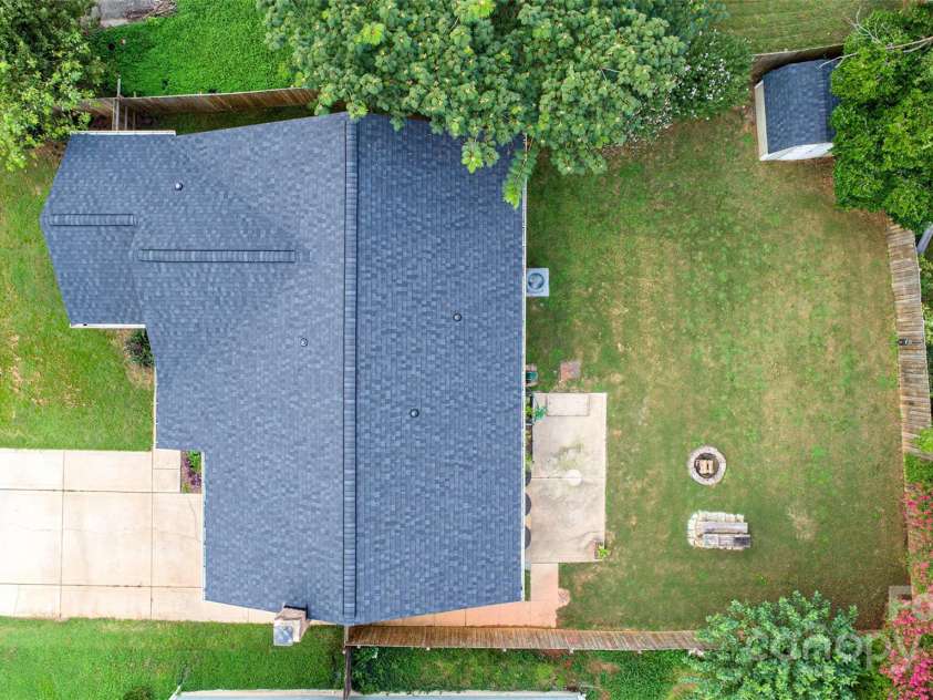 14237 Quartz Lane, Pineville, NC 28134.  MLS# CAR4291875, YatesRealty ID 33826. 