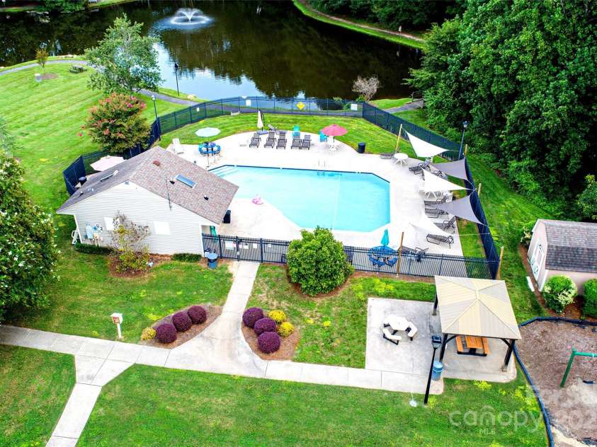 14237 Quartz Lane, Pineville, NC 28134.  MLS# CAR4291875, YatesRealty ID 33826. 