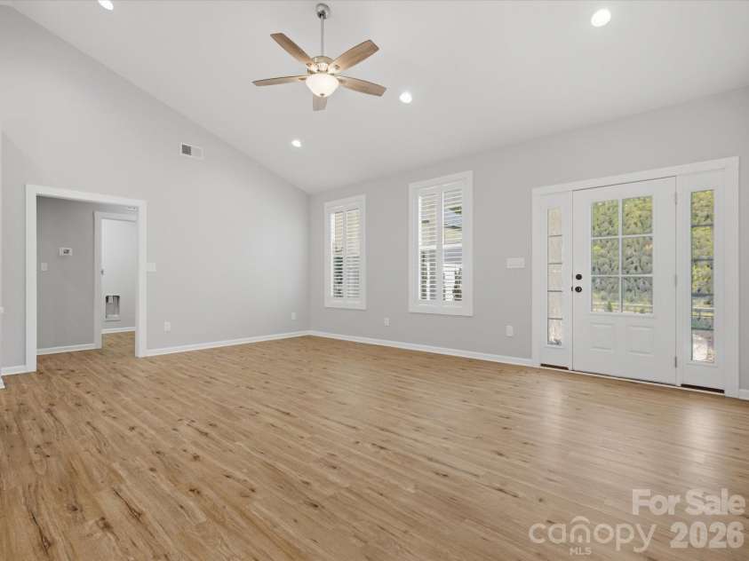 1863 Sardis Drive, Lancaster, SC 29720.  MLS# CAR4398191, YatesRealty ID 33829. 