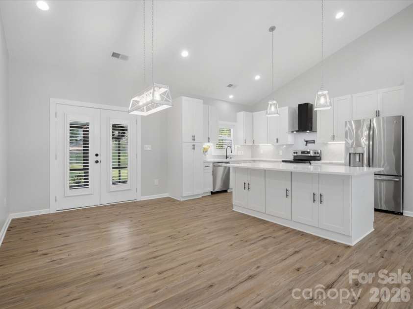 1863 Sardis Drive, Lancaster, SC 29720.  MLS# CAR4398191, YatesRealty ID 33829. 