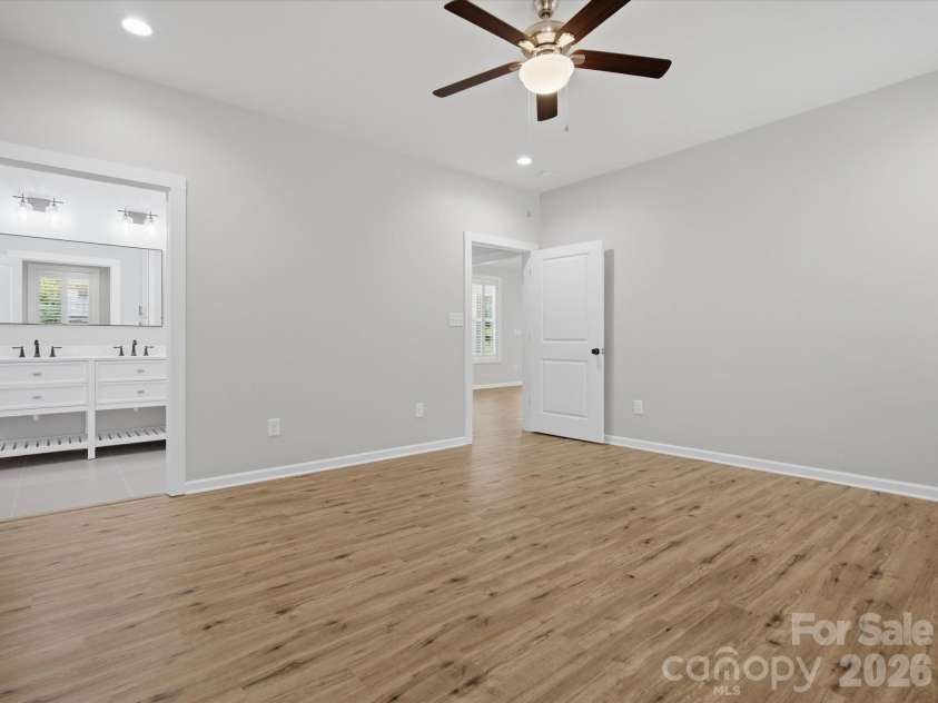 1863 Sardis Drive, Lancaster, SC 29720.  MLS# CAR4398191, YatesRealty ID 33829. 