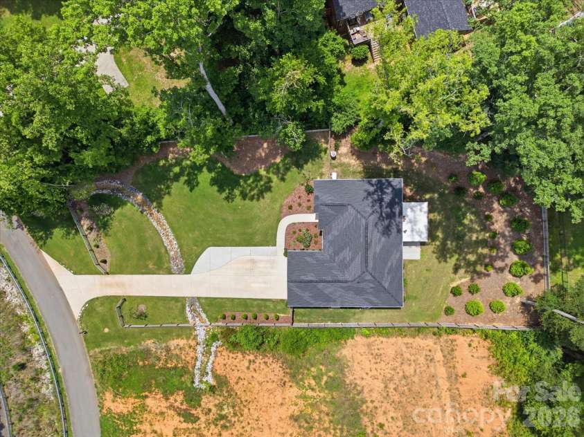 1863 Sardis Drive, Lancaster, SC 29720.  MLS# CAR4398191, YatesRealty ID 33829. 