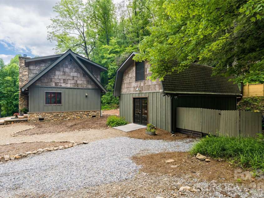 1037 Newberry Creek Road, Old Fort, NC 28762.  MLS# CAR4275241, YatesRealty ID 3383. 