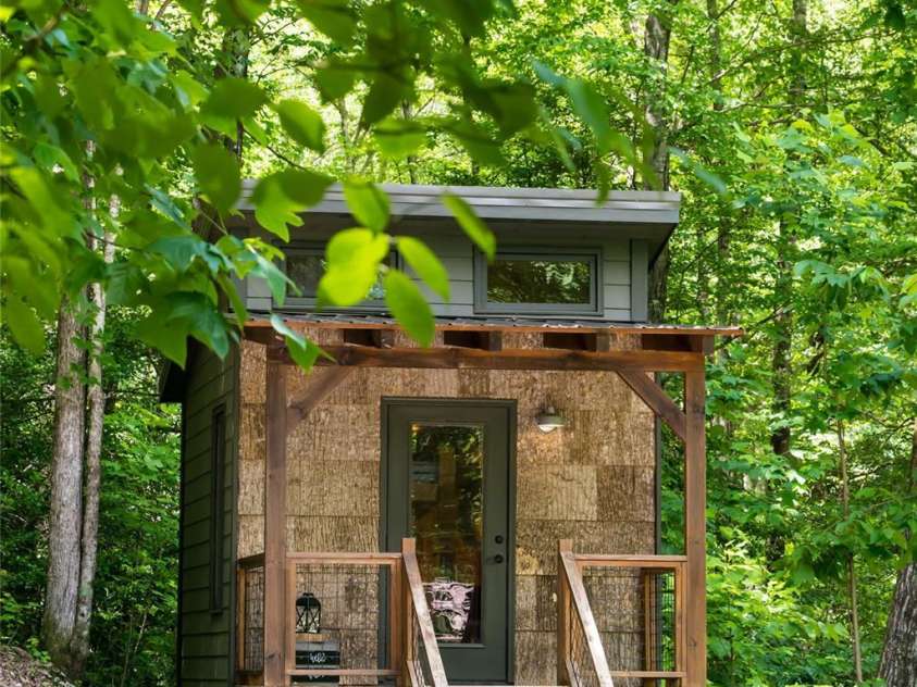 1037 Newberry Creek Road, Old Fort, NC 28762.  MLS# CAR4275241, YatesRealty ID 3383. 