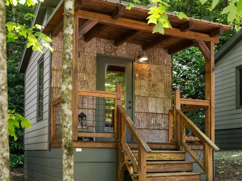 1037 Newberry Creek Road, Old Fort, NC 28762.  MLS# CAR4275241, YatesRealty ID 3383. 