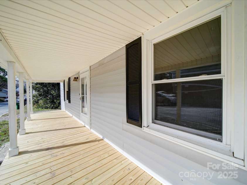 704 Mill Street, Albemarle, NC 28001.  MLS# CAR4225349, YatesRealty ID 3383. 