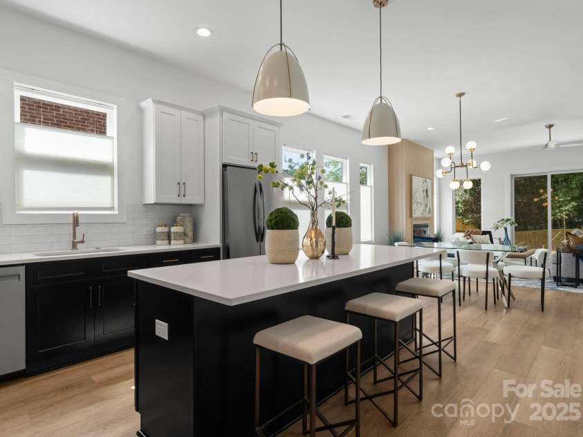 2006 St John Street, Charlotte, NC 28216.  MLS# CAR4255545, YatesRealty ID 33830. 