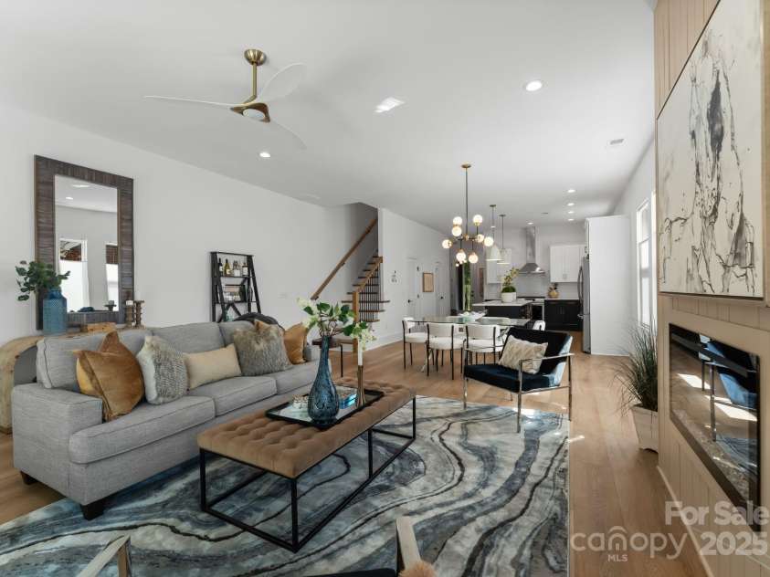 2006 St John Street, Charlotte, NC 28216.  MLS# CAR4255545, YatesRealty ID 33830. 