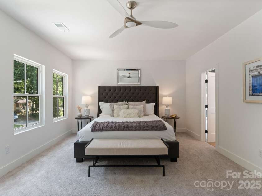 2006 St John Street, Charlotte, NC 28216.  MLS# CAR4255545, YatesRealty ID 33830. 