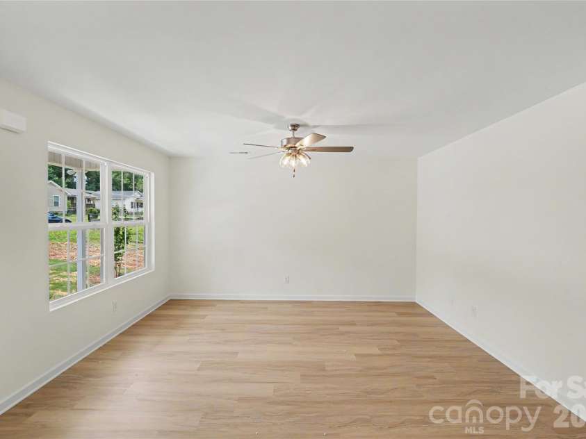 420 Fewell Street, Rock Hill, SC 29730.  MLS# CAR4380399, YatesRealty ID 33830. 