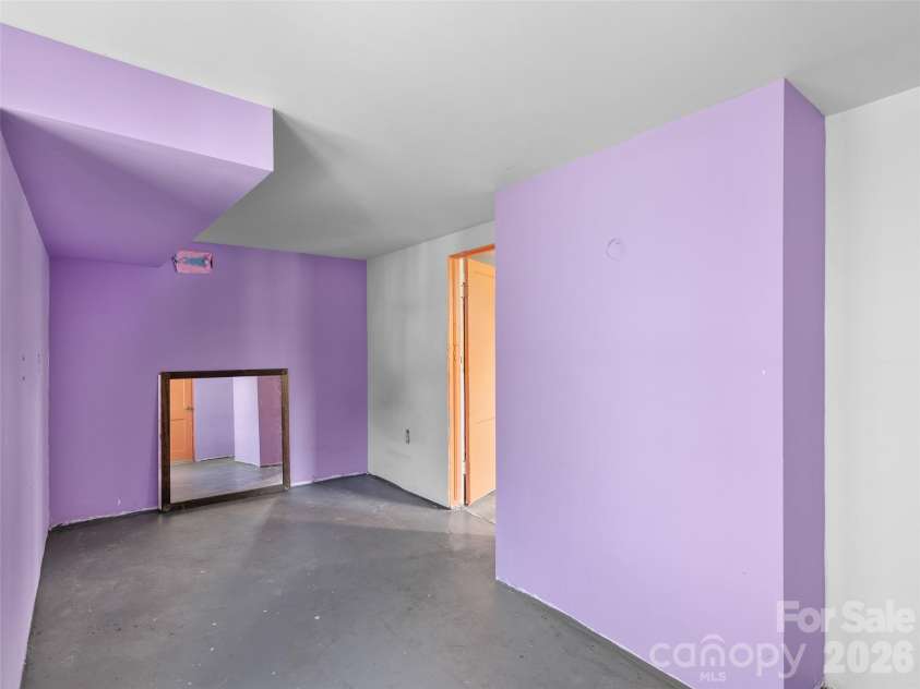 2 Pelzer Street, Asheville, NC 28804.  MLS# CAR4397260, YatesRealty ID 33831. 