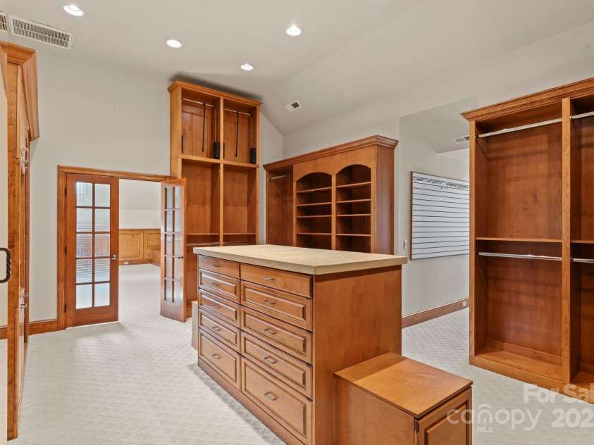 3314 Leamington Lane, Charlotte, NC 28226.  MLS# CAR4252556, YatesRealty ID 33832. Closet Room (third-floor)