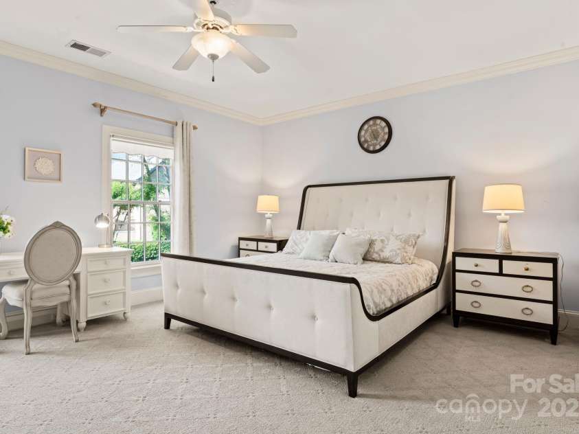 3314 Leamington Lane, Charlotte, NC 28226.  MLS# CAR4252556, YatesRealty ID 33832. Guest Bedroom (upper-level)
