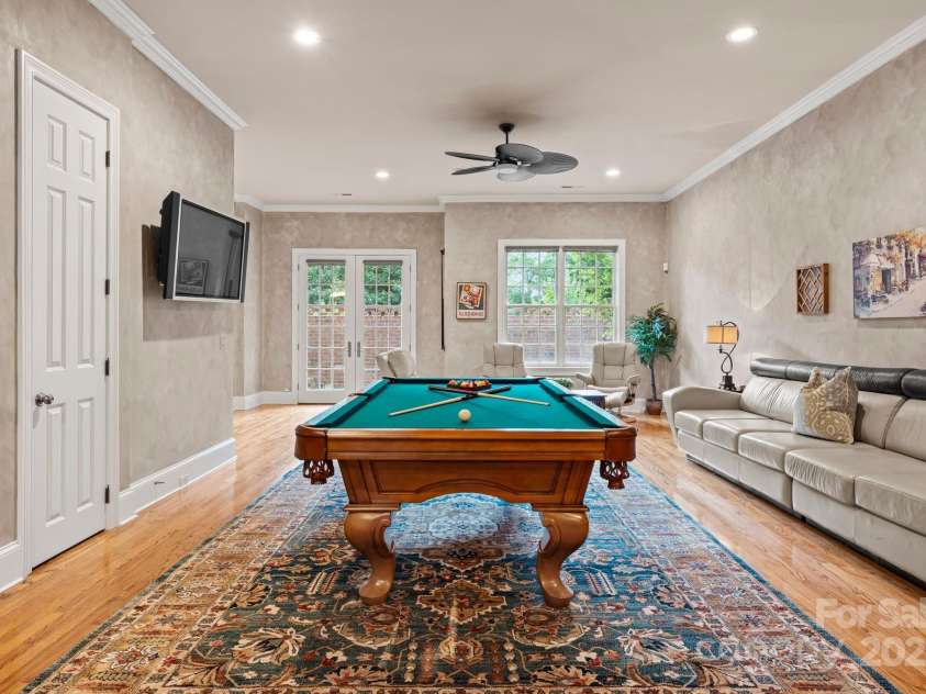 3314 Leamington Lane, Charlotte, NC 28226.  MLS# CAR4252556, YatesRealty ID 33832. Living Area (lower-level)