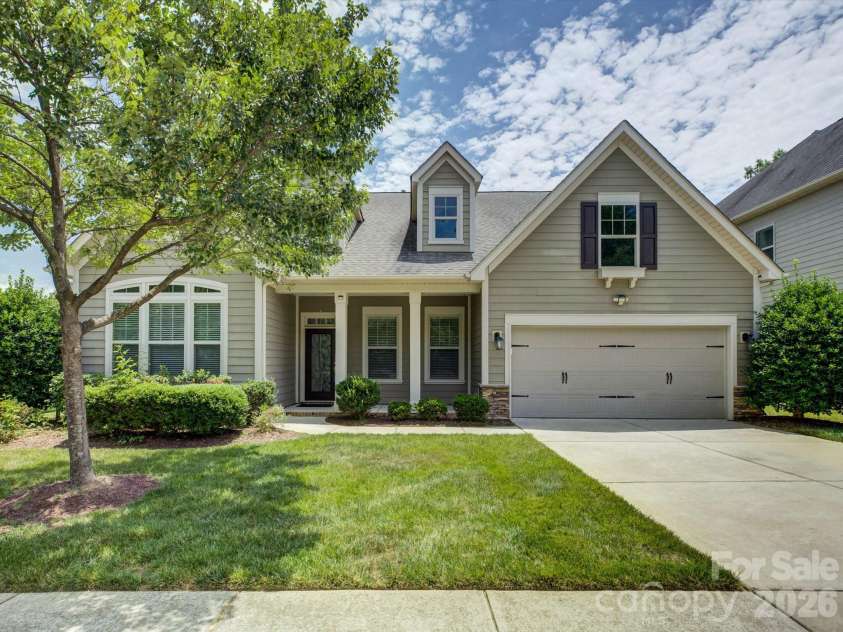 6005 Hyde Park Drive, Indian Trail, NC 28079.  MLS# CAR4395554, YatesRealty ID 33832. 