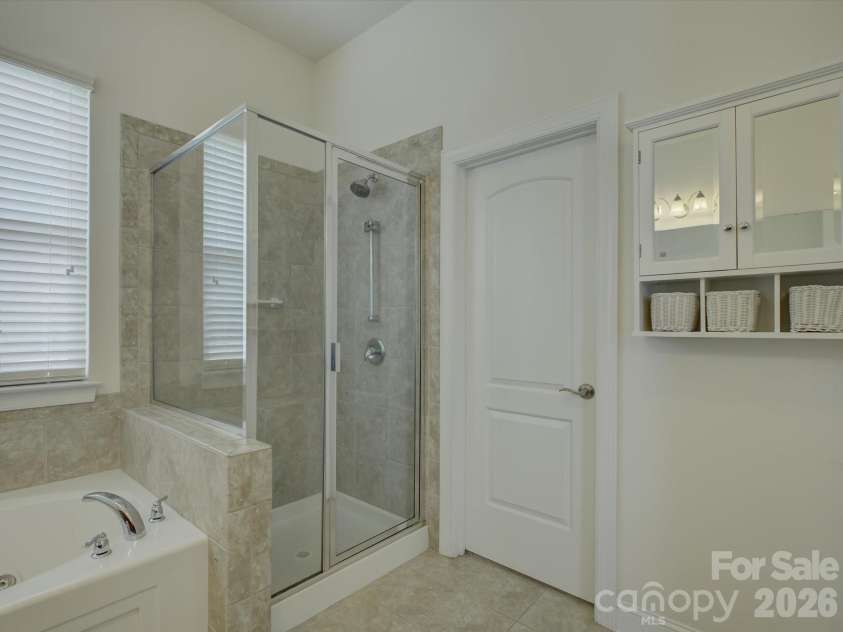 6005 Hyde Park Drive, Indian Trail, NC 28079.  MLS# CAR4395554, YatesRealty ID 33832. 