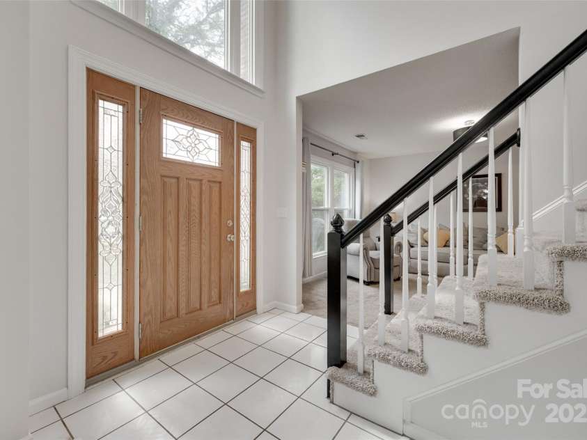 12004 Woodholm Court, Tega Cay, SC 29708.  MLS# CAR4272763, YatesRealty ID 33834. Entryway