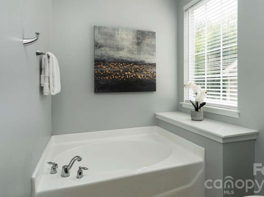 4315 Clymer Court, Charlotte, NC 28269.  MLS# CAR4381788, YatesRealty ID 33835. 