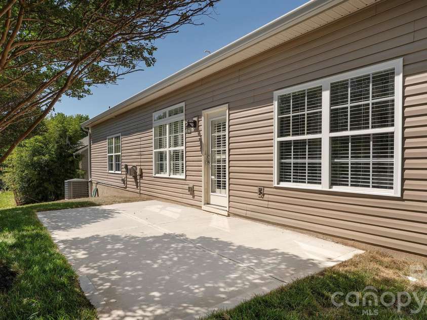 4315 Clymer Court, Charlotte, NC 28269.  MLS# CAR4381788, YatesRealty ID 33835. 