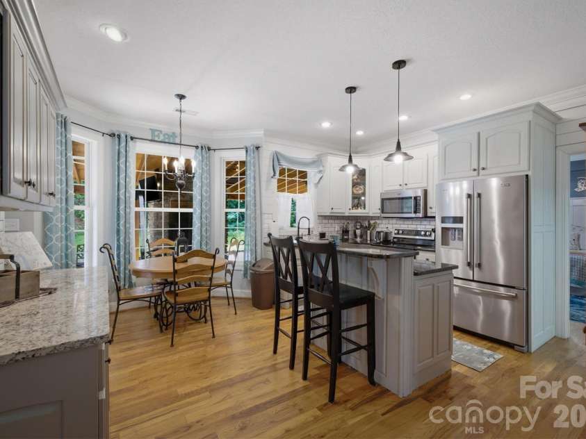 2570 Blowing Rock Boulevard, Lenoir, NC 28645.  MLS# CAR4371828, YatesRealty ID 33836. 