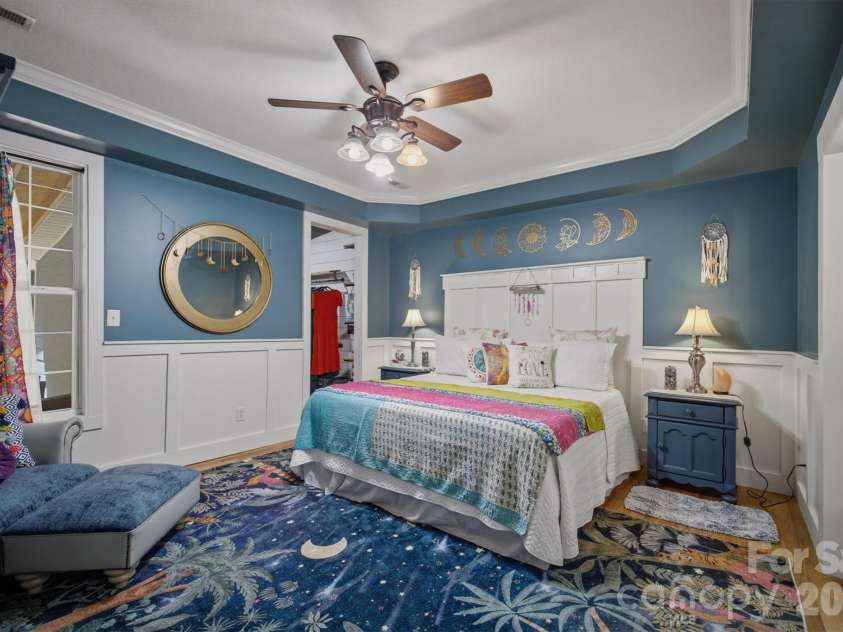 2570 Blowing Rock Boulevard, Lenoir, NC 28645.  MLS# CAR4371828, YatesRealty ID 33836. 