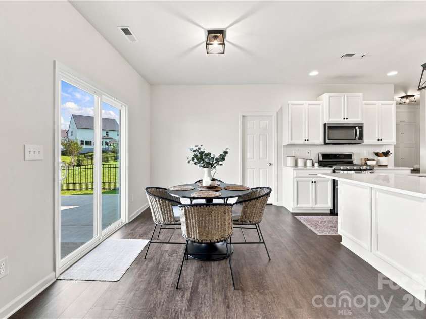 16022 Moxie Glen Court, Charlotte, NC 28278.  MLS# CAR4413232, YatesRealty ID 33837. 