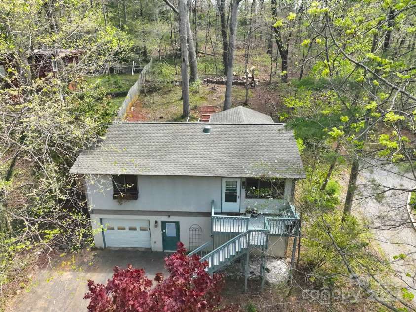 224 Beverly Road, Asheville, NC 28805.  MLS# CAR4278011, YatesRealty ID 33837. 