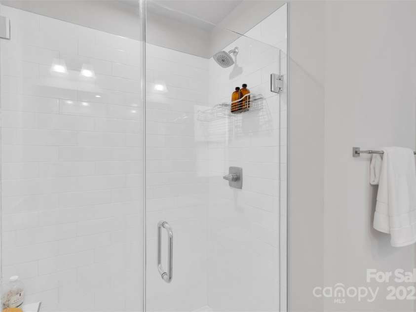 3725 Tryon Street, Charlotte, NC 28217.  MLS# CAR4277719, YatesRealty ID 33838. 