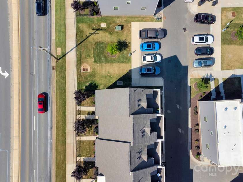 3725 Tryon Street, Charlotte, NC 28217.  MLS# CAR4277719, YatesRealty ID 33838. 