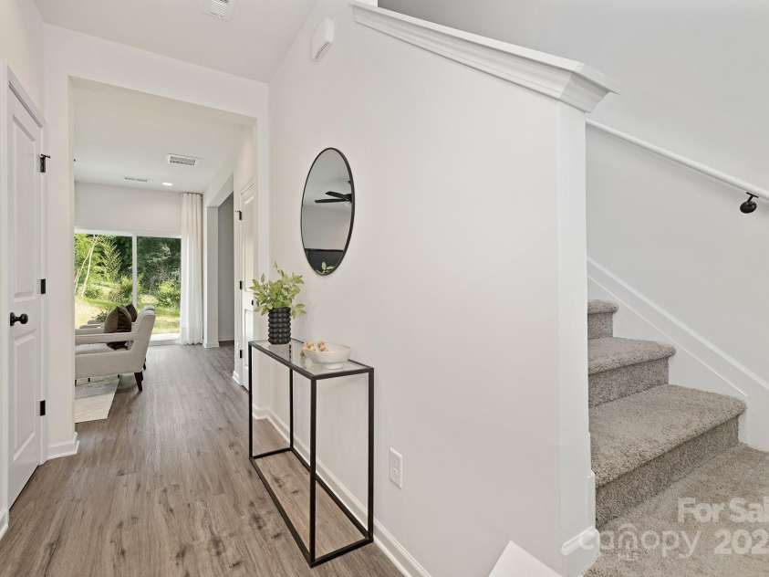 1156 Nations Drive, Charlotte, NC 28217.  MLS# CAR4225310, YatesRealty ID 3384. Representation