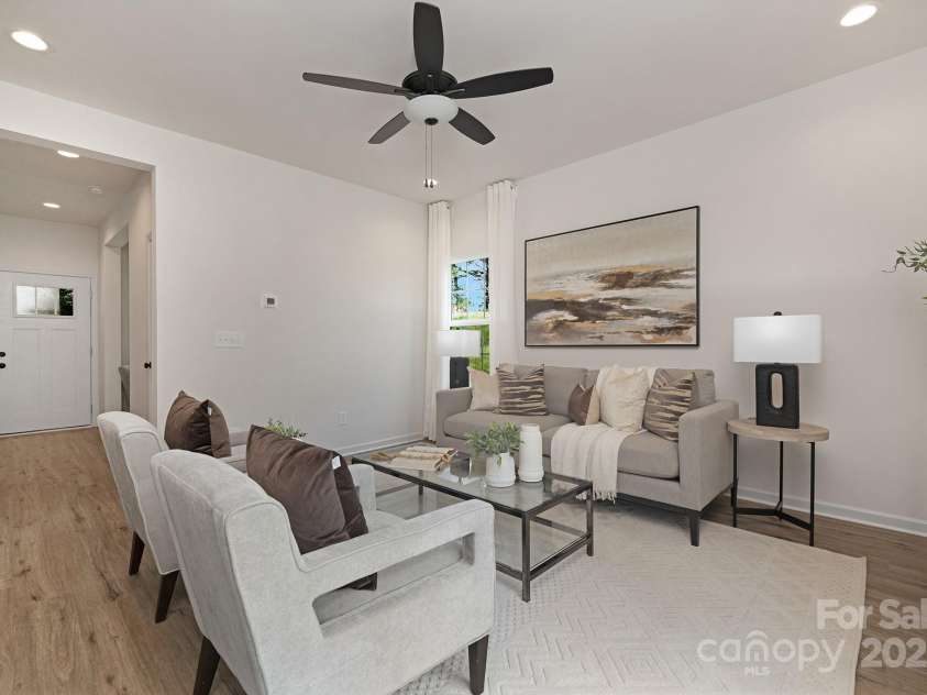 1156 Nations Drive, Charlotte, NC 28217.  MLS# CAR4225310, YatesRealty ID 3384. Representation