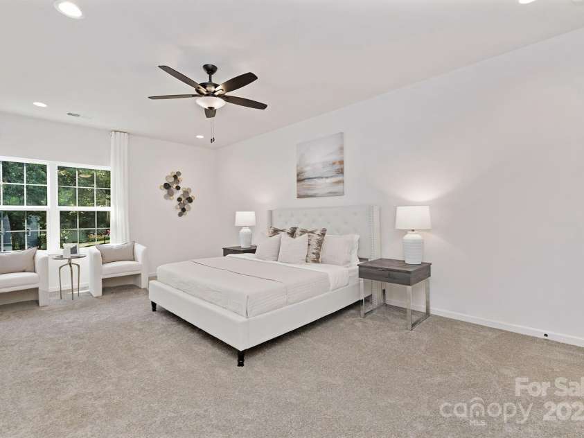 1156 Nations Drive, Charlotte, NC 28217.  MLS# CAR4225310, YatesRealty ID 3384. Representation