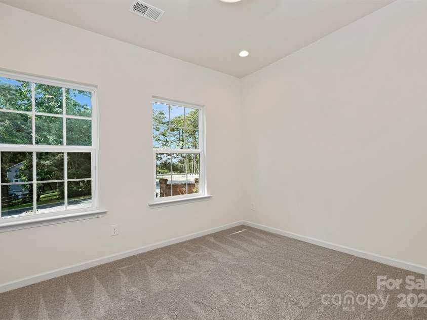 1156 Nations Drive, Charlotte, NC 28217.  MLS# CAR4225310, YatesRealty ID 3384. Representation